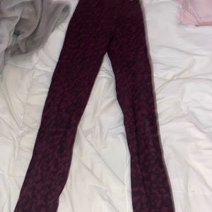 PURPLE CHEETE LULULEMON LEGGINGS